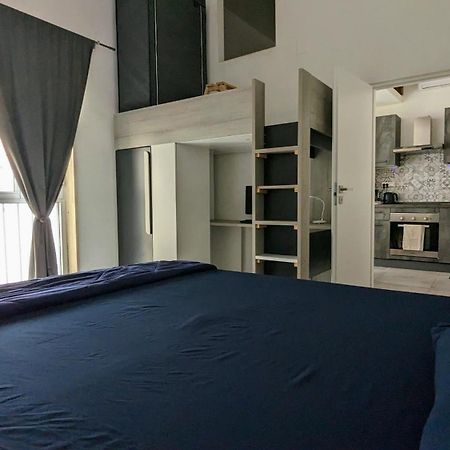 Casa Rodi Apartment Bari Bagian luar foto