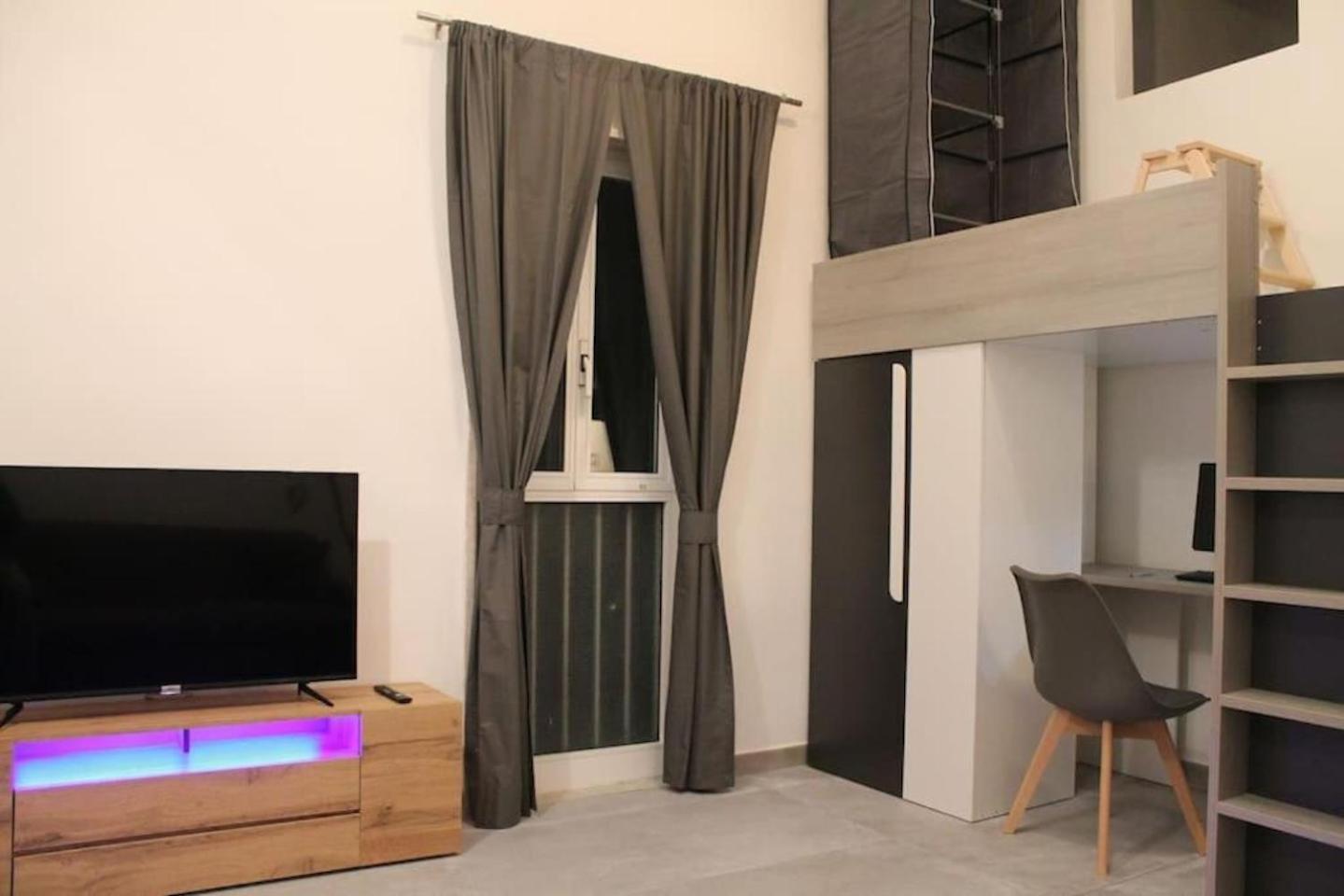 Casa Rodi Apartment Bari Bagian luar foto