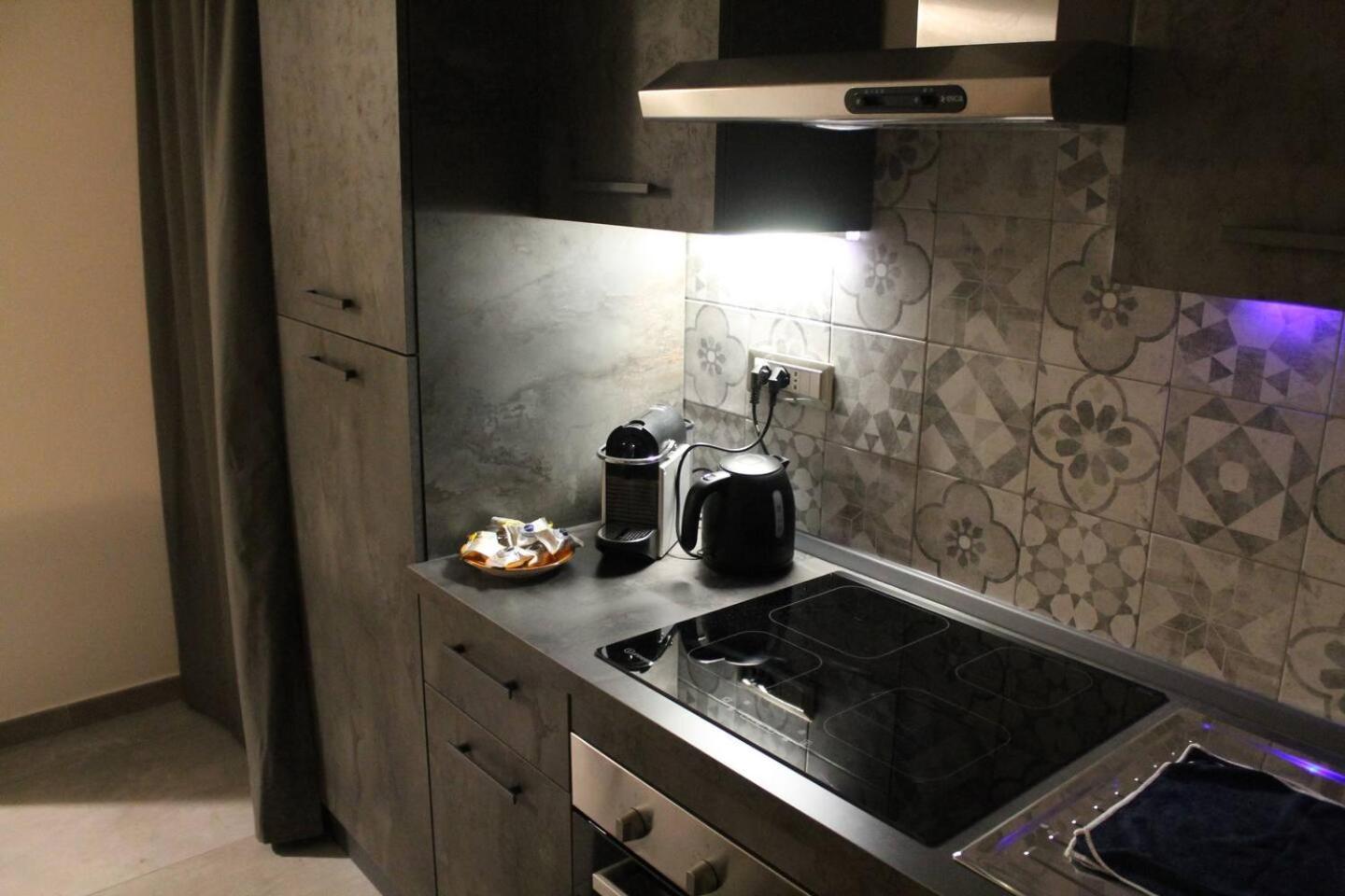 Casa Rodi Apartment Bari Bagian luar foto